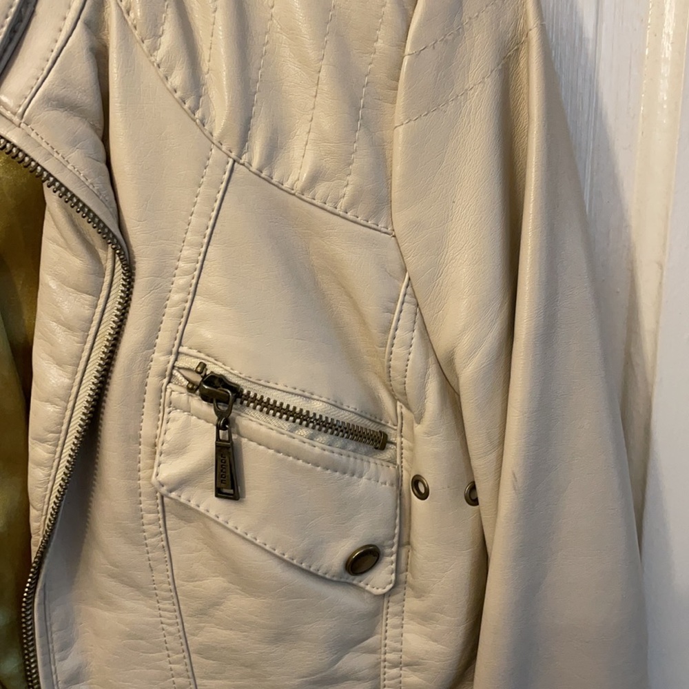 Beige faux leather jacket - Picture 3 of 8